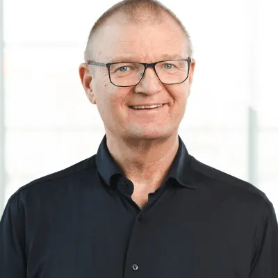 Portrait of Prof. Dr. Svend Hollensen